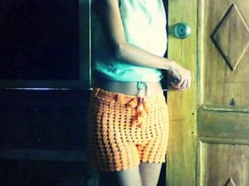 Quick-make crochet shorts in fingering weight yarn