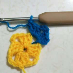 Round 2 Crochet Basic Granny Square