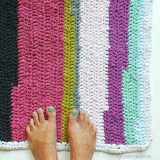 13 Free Crochet Patterns For T Shirt Yarn Rug You Would Love
