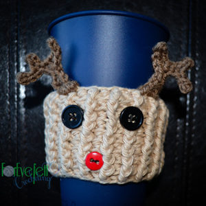 Free Easy Crochet Patterns for Christmas Themed Cup Cozy