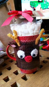 Free Easy Crochet Patterns for Christmas Themed Mug Cozy