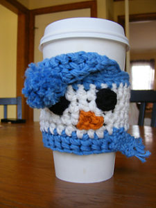 Free Easy Crochet Patterns for Christmas Themed Cup Cozy