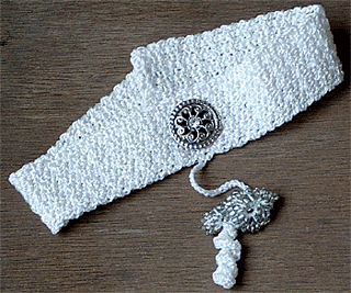 9 Free Crochet Patterns for Wedding Necklace & Bridal Choker