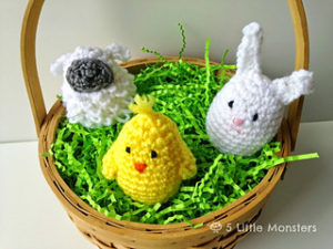 4 EASTER CHICK  HAND CROCHET EGG WARMERS CHICKEN/CHICK EGG COSY