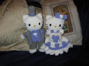free knitting pattern for bride and groom dolls