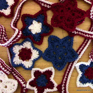 Free Crochet Patterns for making 4th of July Banner & Bunting