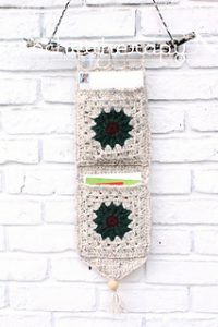 Free Crochet Patterns for Hanging Wall Organizer