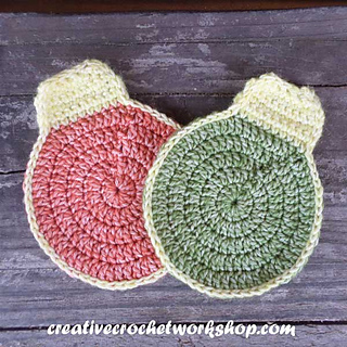 33 Free Crochet Patterns For Awesome Christmas Coasters