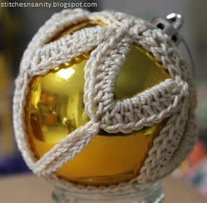 Designer Christmas Baubles Free Crochet Patterns