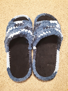 6 Crochet Slip-Ons Free Crochet Patterns Using Flip-Flop Soles