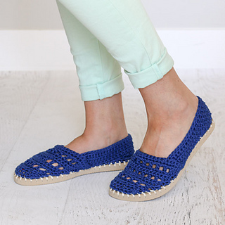 6 Crochet Slip-Ons Free Crochet Patterns Using Flip-Flop Soles